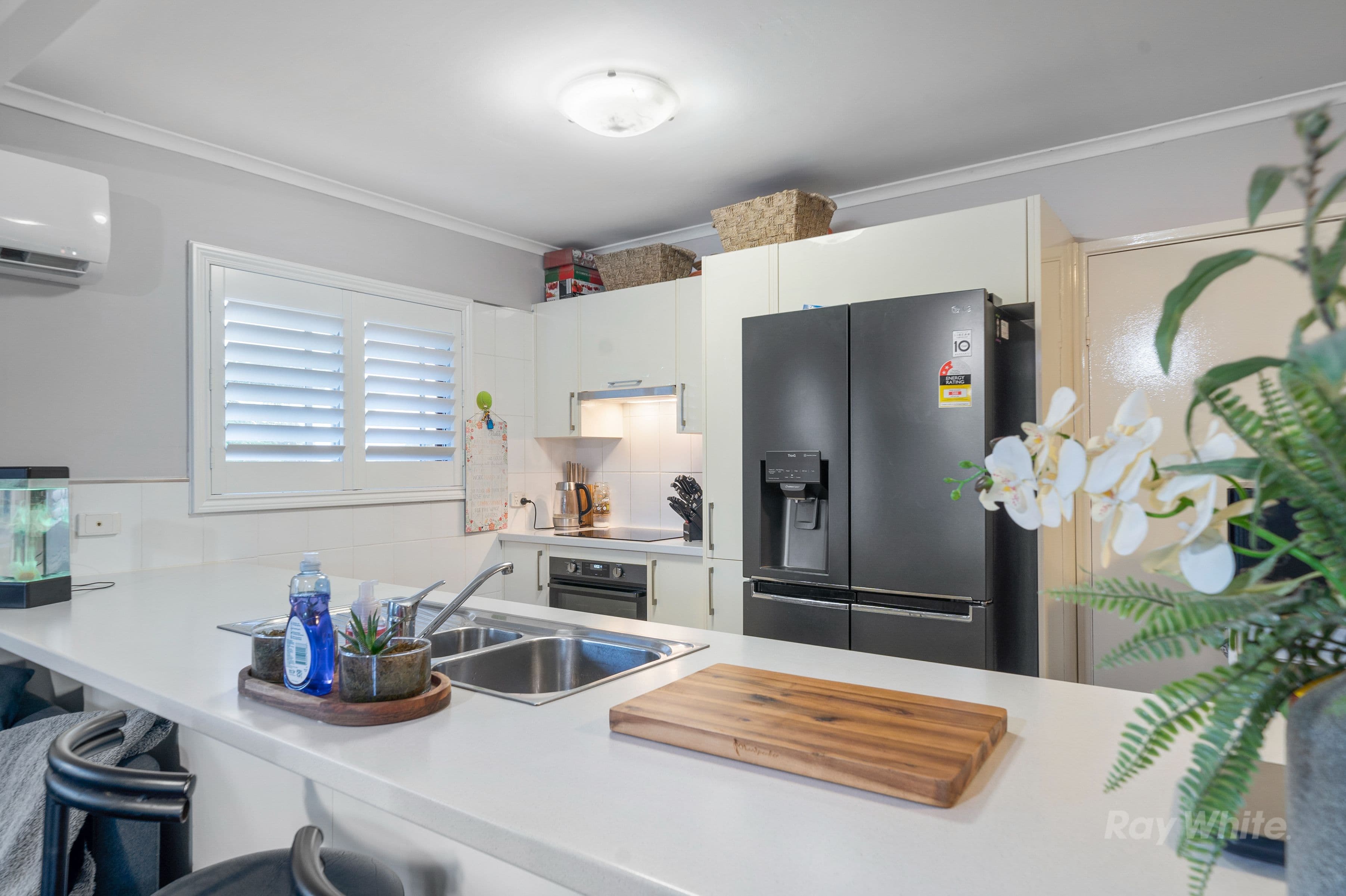 1 Collin Court, Kingston QLD 4114, Kingston - Thumbnail 8