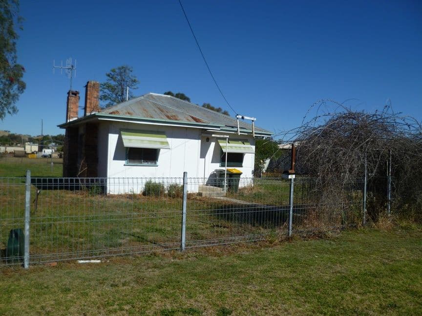 42 Inverell Street, ASHFORD NSW 2361, Ashford - Thumbnail 4