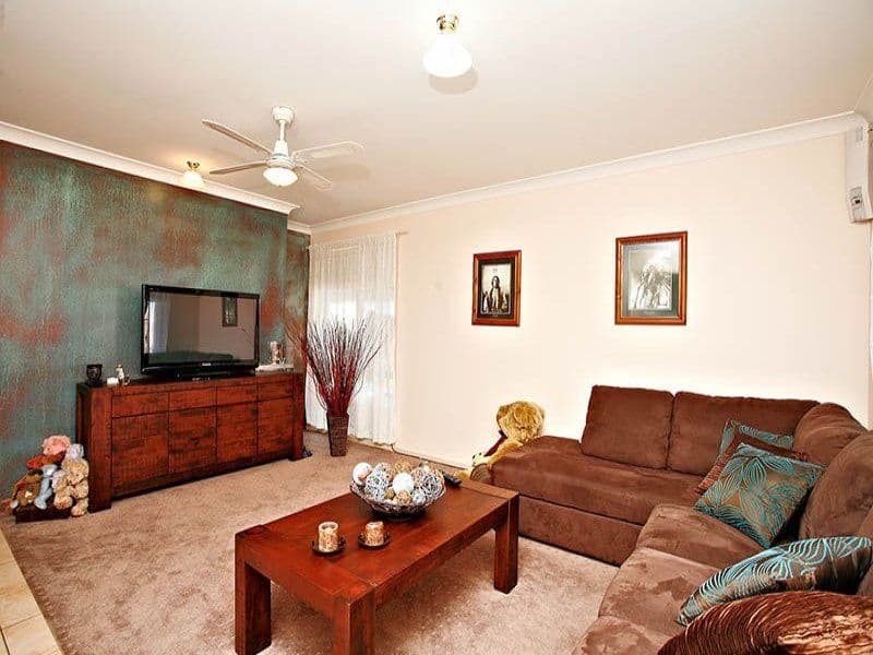 62 Warburton Drive, WOODCROFT SA 5162, Woodcroft - Thumbnail 2
