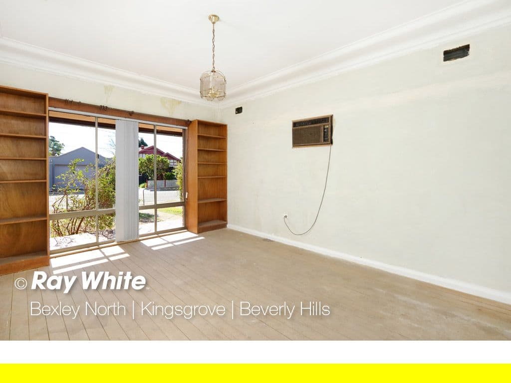 22 Bennett Avenue, Roselands - Thumbnail 3