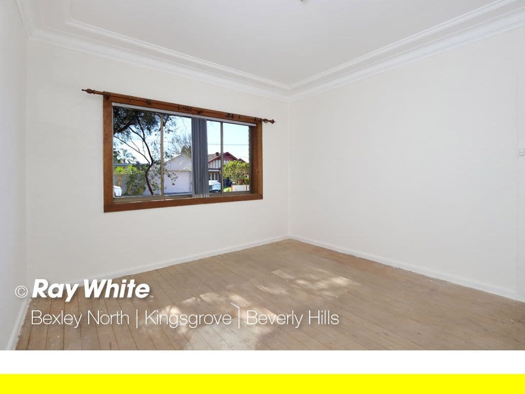 22 Bennett Avenue, Roselands - Thumbnail 5