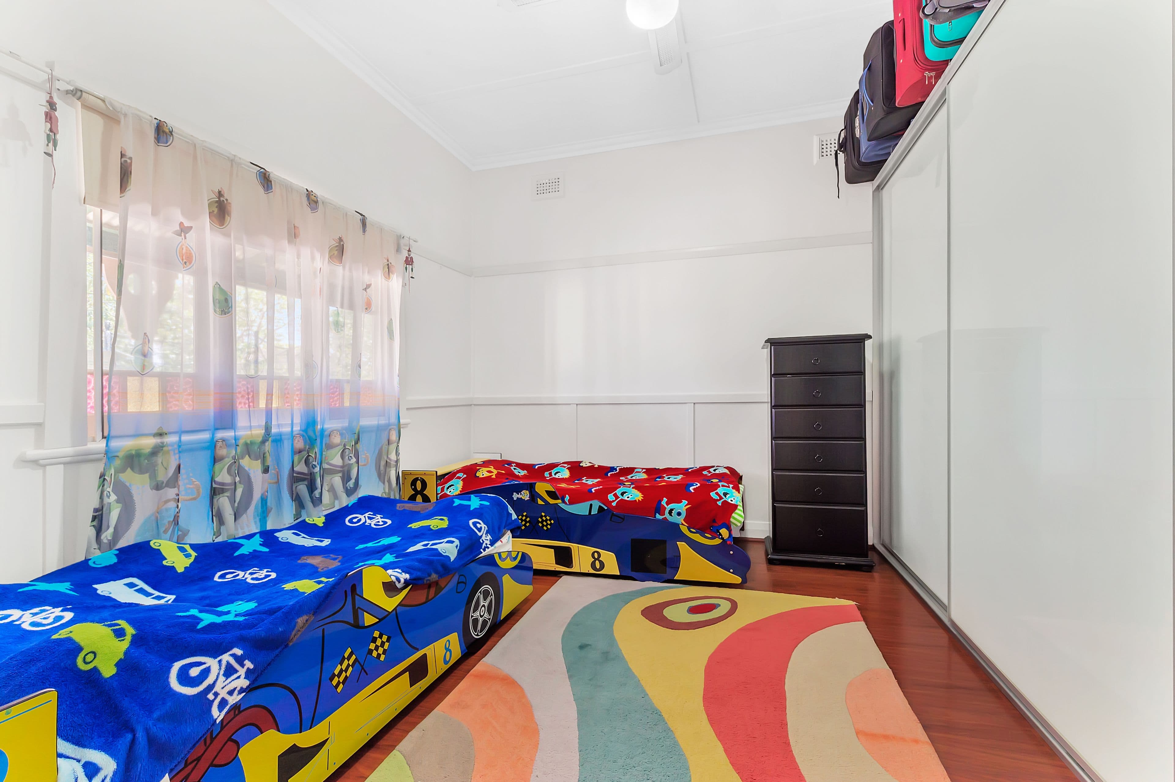 28 Canberra Avenue, Casula - Thumbnail 7