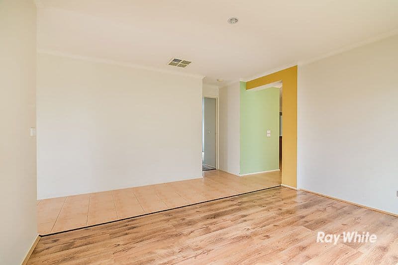 9 Genista Road, Cranbourne West VIC 3977, Cranbourne West - Thumbnail 8