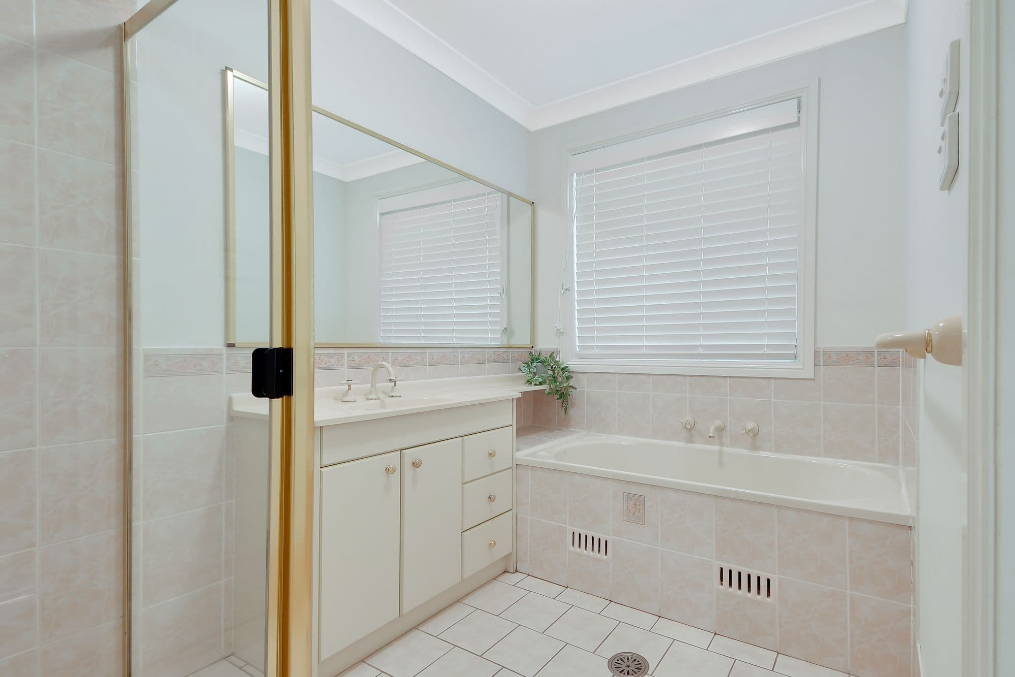 44 Lachlan Avenue, Harrington Park - Thumbnail 8