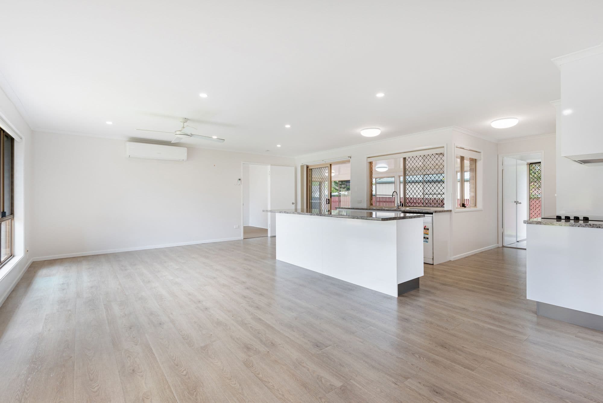 16 Palm Meadows Place, Pialba QLD 4655, Pialba - Thumbnail 4