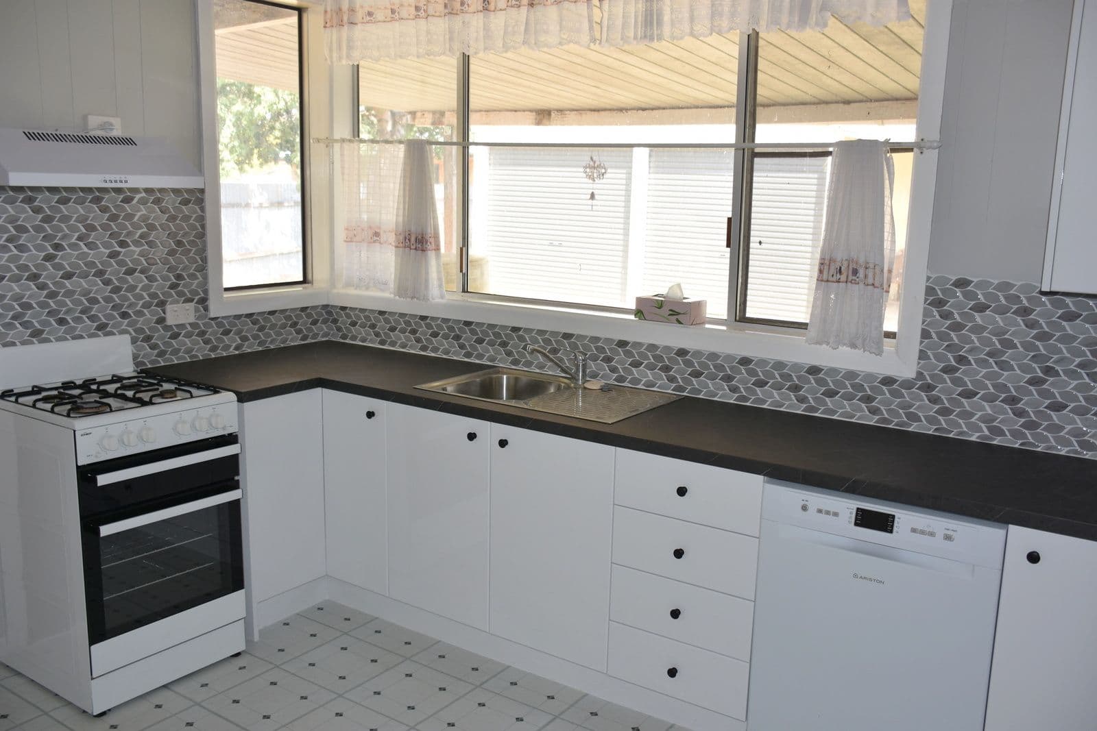 66 Jones Avenue, Moree NSW 2400, Moree - Thumbnail 4