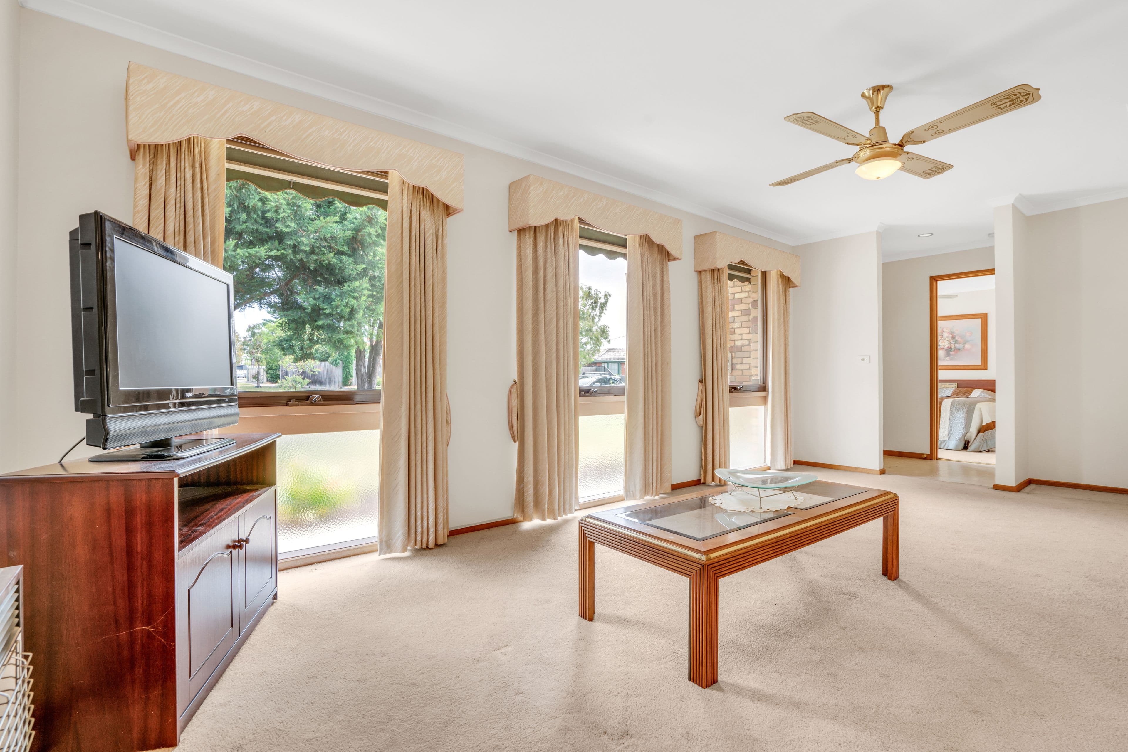 11 Sparkford Road, Craigieburn VIC 3064, Craigieburn - Thumbnail 2