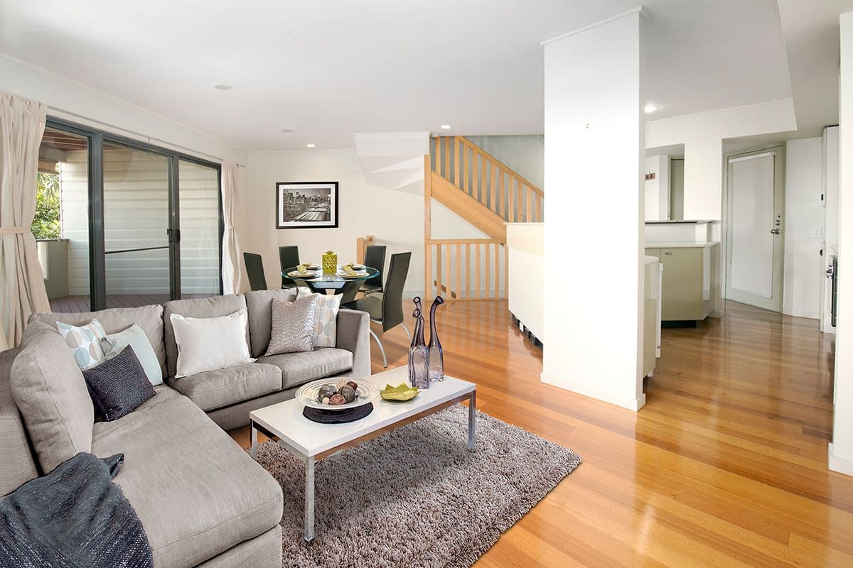 9 Rosecliffe Street, Highgate Hill QLD 4101, Highgate Hill - Image 1