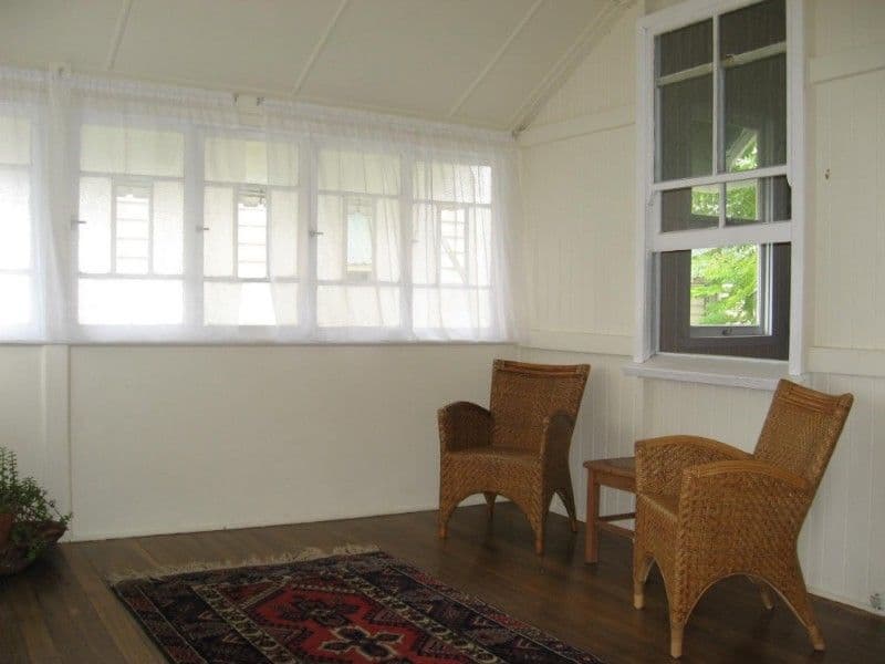 33 Fifth Avenue, KEDRON QLD 4031, Kedron - Thumbnail 2