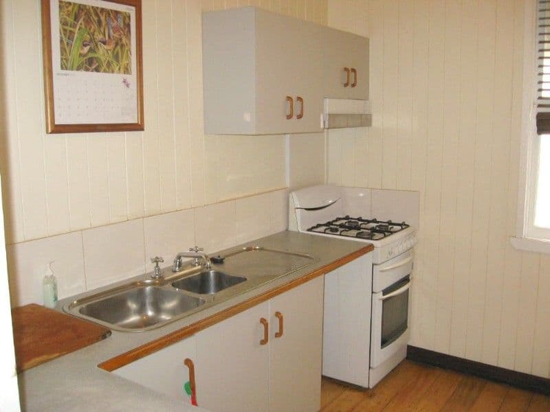 33 Fifth Avenue, KEDRON QLD 4031, Kedron - Thumbnail 6