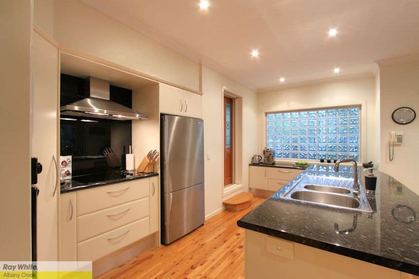 56 Kingfisher Street, ALBANY CREEK QLD 4035, Albany Creek - Thumbnail 4