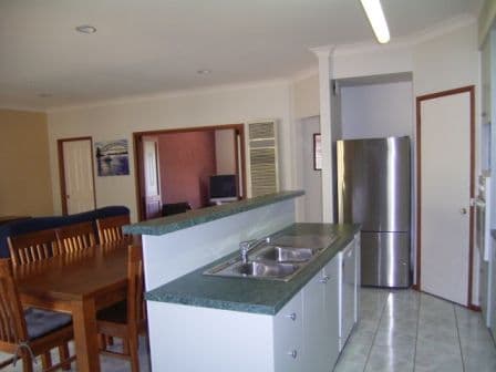 15 Orchard Way, LAVINGTON NSW 2641, Lavington - Thumbnail 2