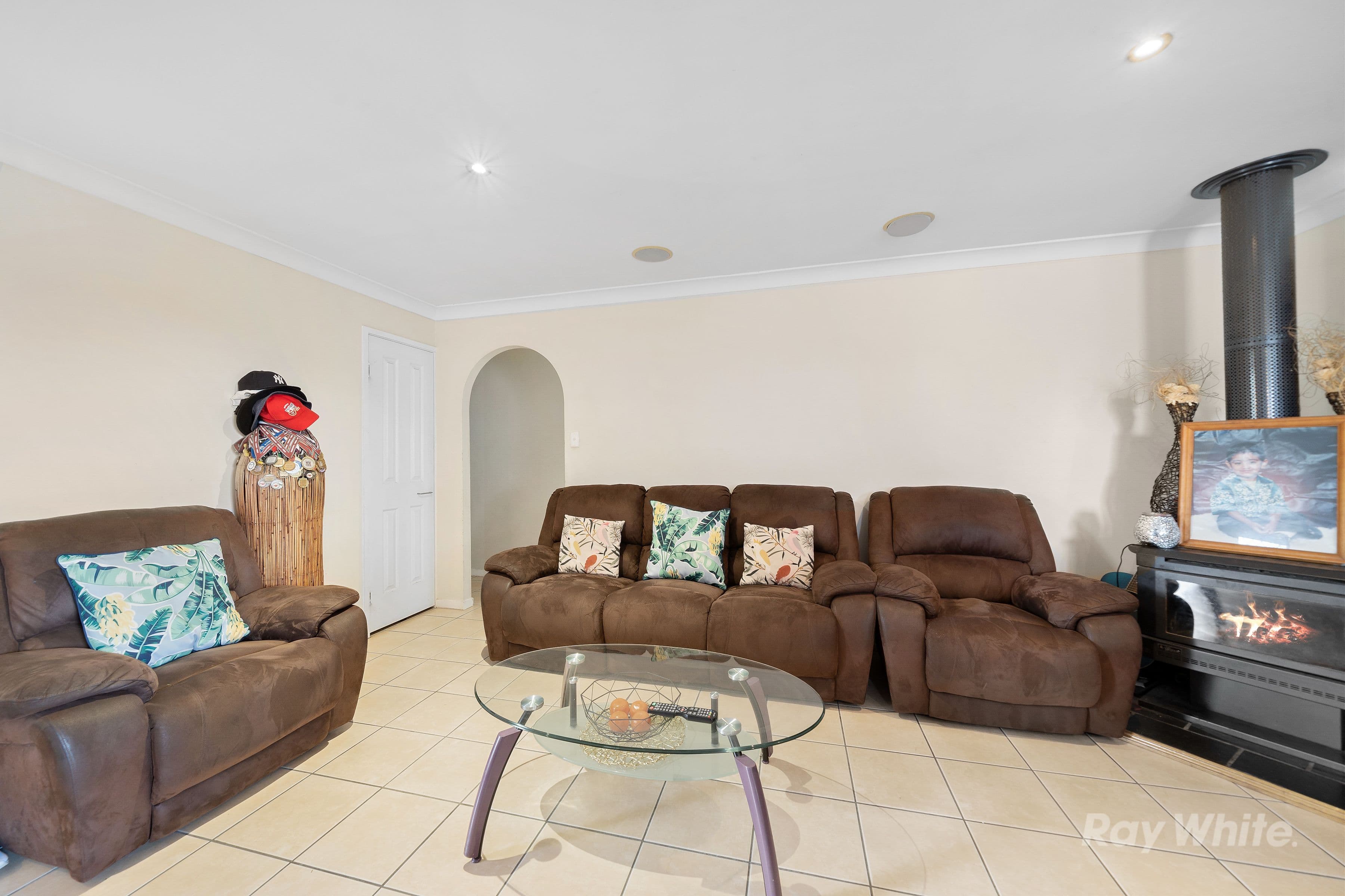 16 Lycoris Street, Crestmead QLD 4132, Crestmead - Thumbnail 3