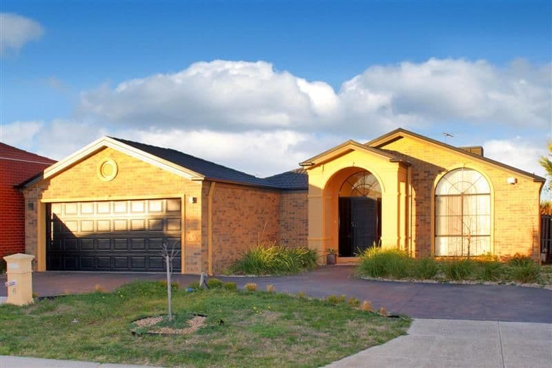 6 Yiota Place, SYDENHAM VIC 3037, Sydenham - Image 1