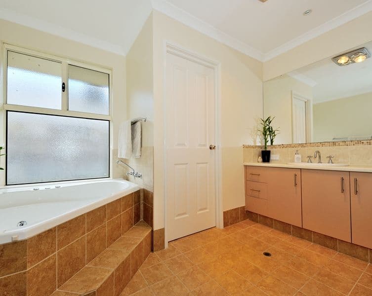 11 Fewson Turn, ELLENBROOK WA 6069, Ellenbrook - Thumbnail 7