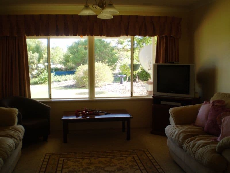 134 Woolly Bush Loop, WOODRIDGE WA 6041, Woodridge - Thumbnail 5
