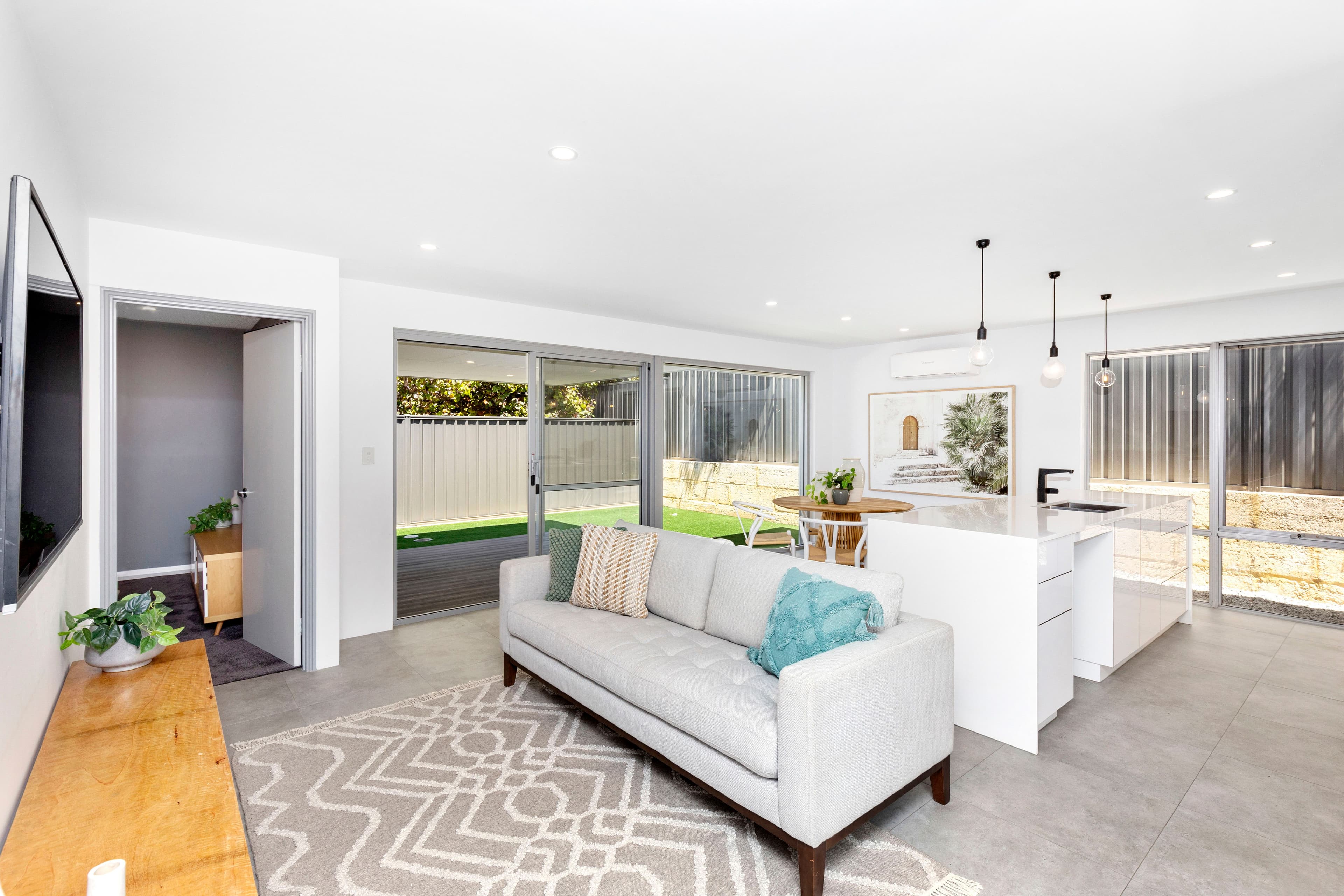 8 Morgan Place, Hillarys WA 6025, Hillarys - Thumbnail 3