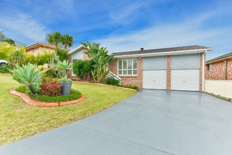 53 Central Park Drive, Bow Bowing - Image 1