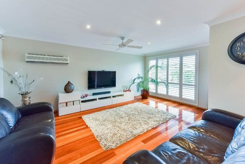 53 Central Park Drive, Bow Bowing - Thumbnail 3