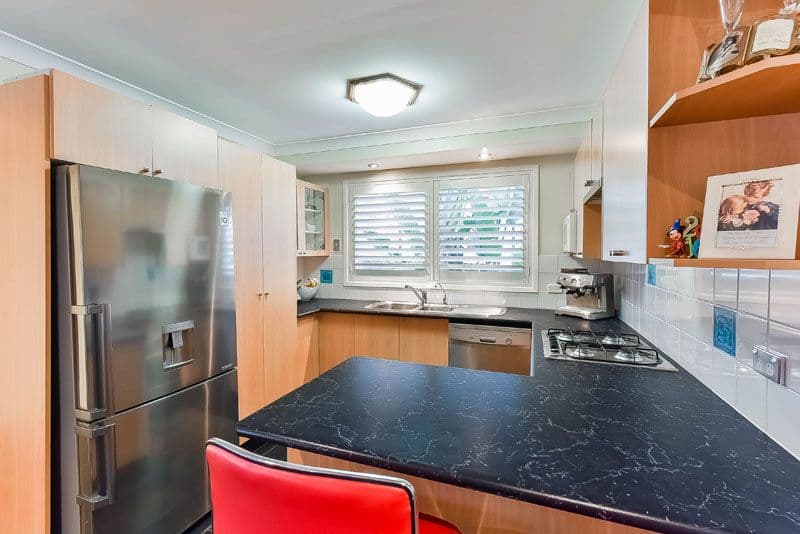 53 Central Park Drive, Bow Bowing - Thumbnail 8
