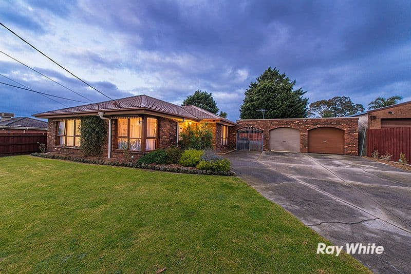 13 Marnebeck Court, Cranbourne VIC 3977, Cranbourne - Image 1