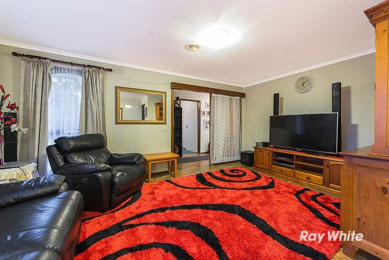 13 Marnebeck Court, Cranbourne VIC 3977, Cranbourne - Thumbnail 4