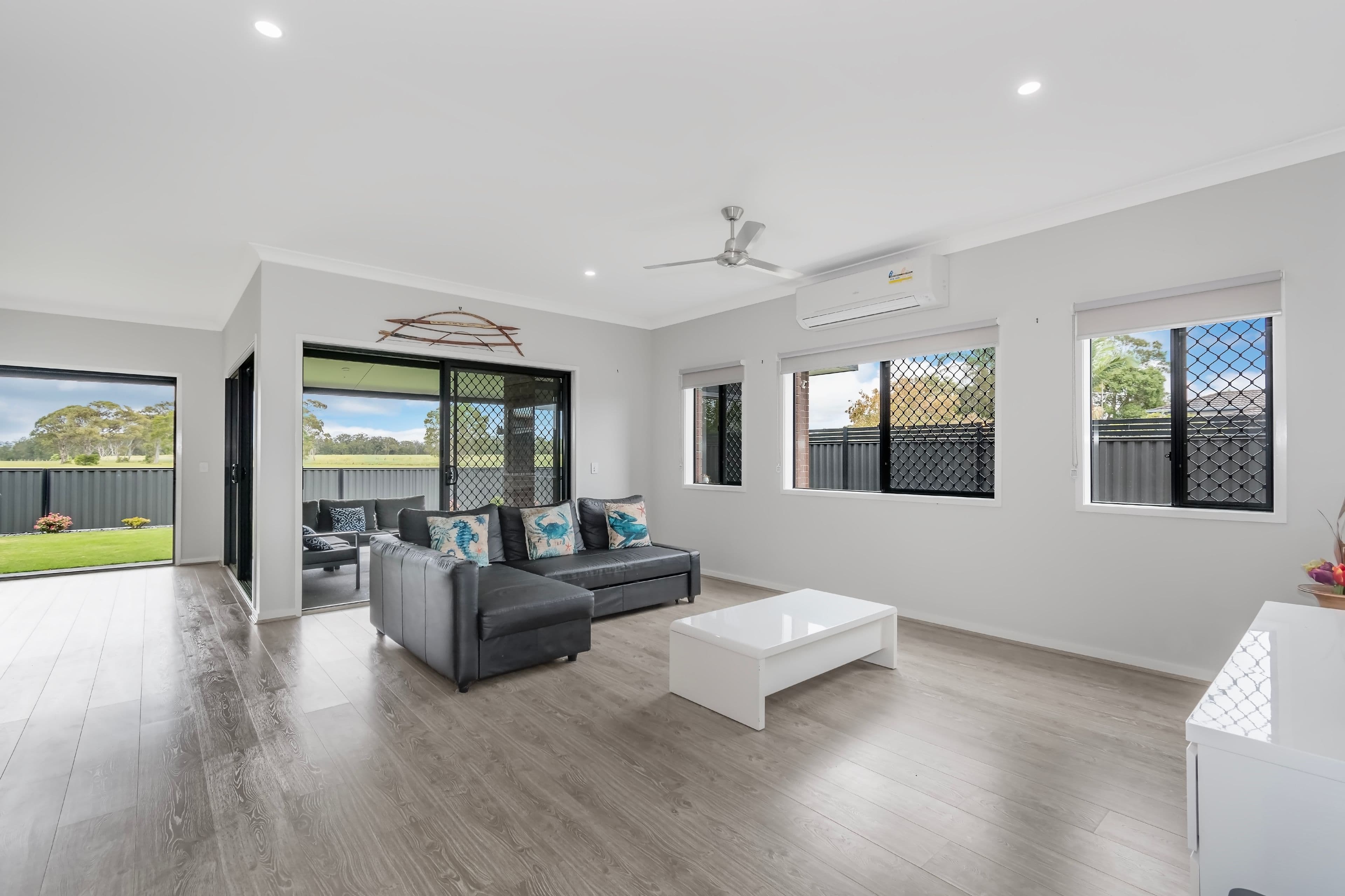 23 Esplanade, Jacobs Well QLD 4208, Jacobs Well - Thumbnail 2