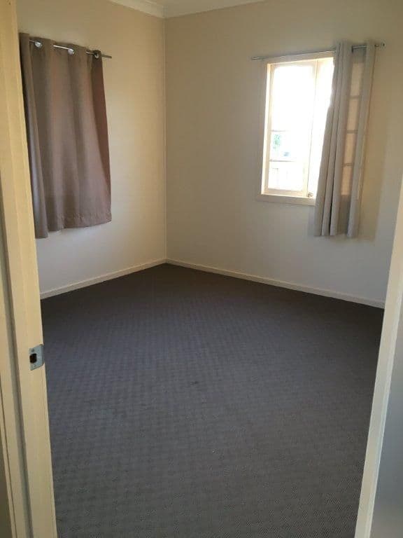 61 Moreton Street, Dalby QLD 4405, Dalby - Thumbnail 5