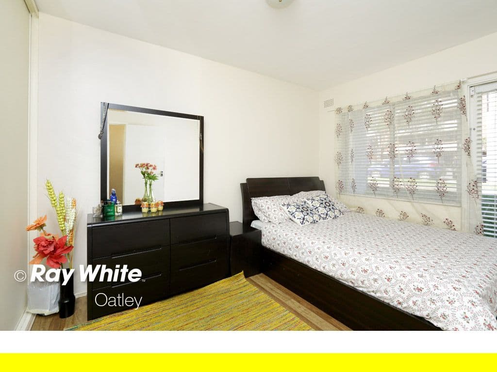 8 Martin Place, Mortdale NSW 2223, Mortdale - Thumbnail 4