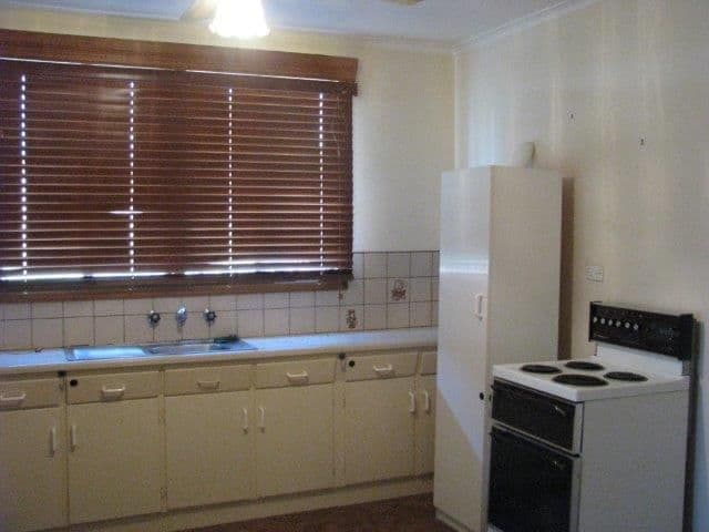 628 Argent Street, BROKEN HILL NSW 2880, Broken Hill - Thumbnail 2