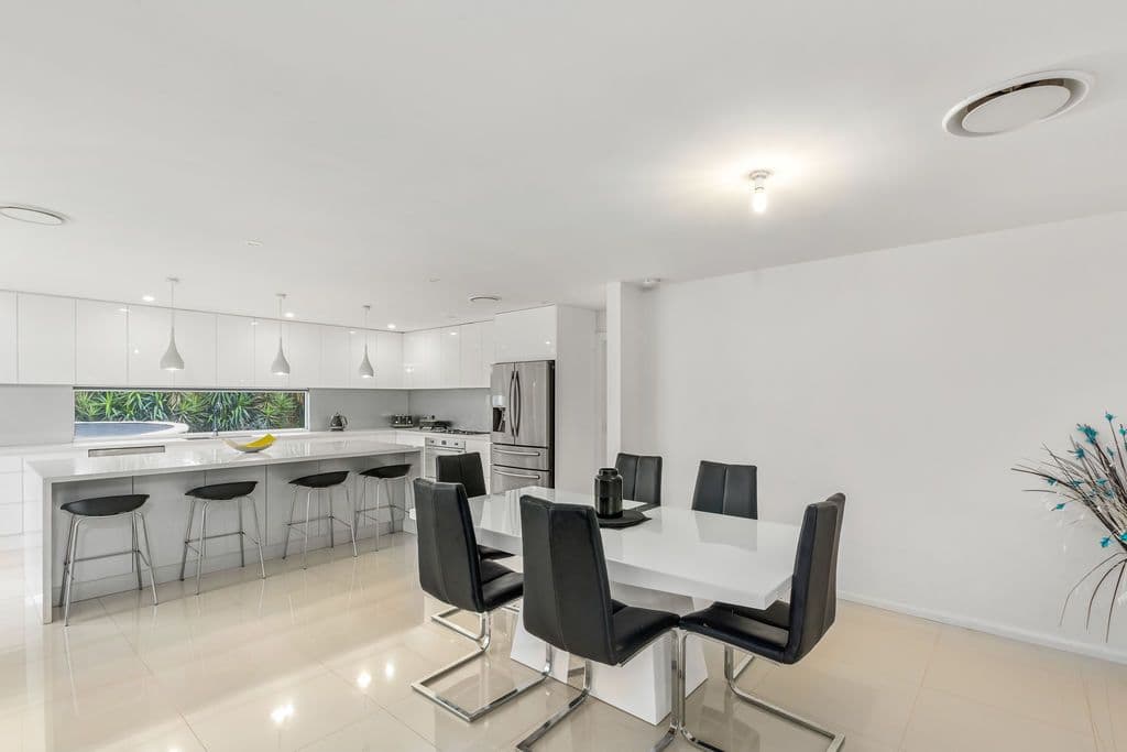 16 Tarana Avenue, Kanahooka - Thumbnail 2