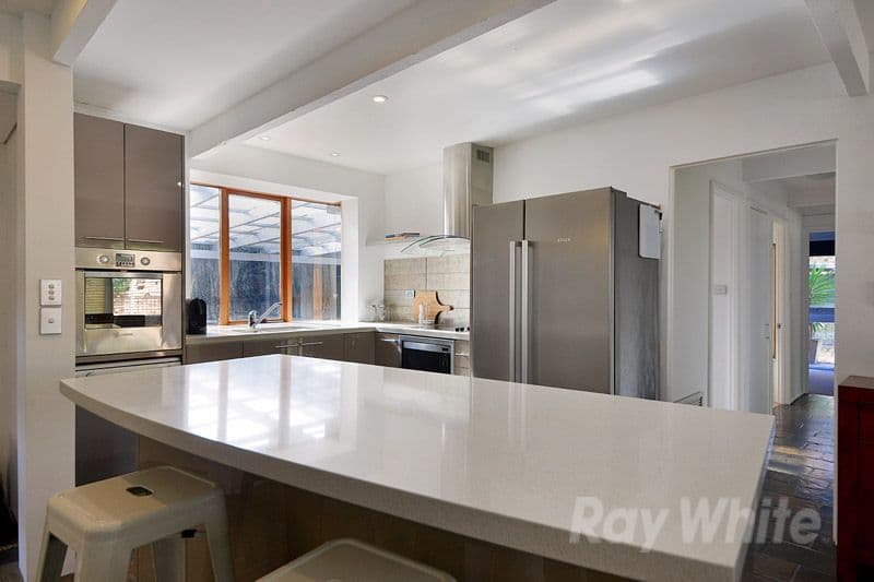 10 Hawthory Road, KILSYTH VIC 3137, Kilsyth - Thumbnail 2