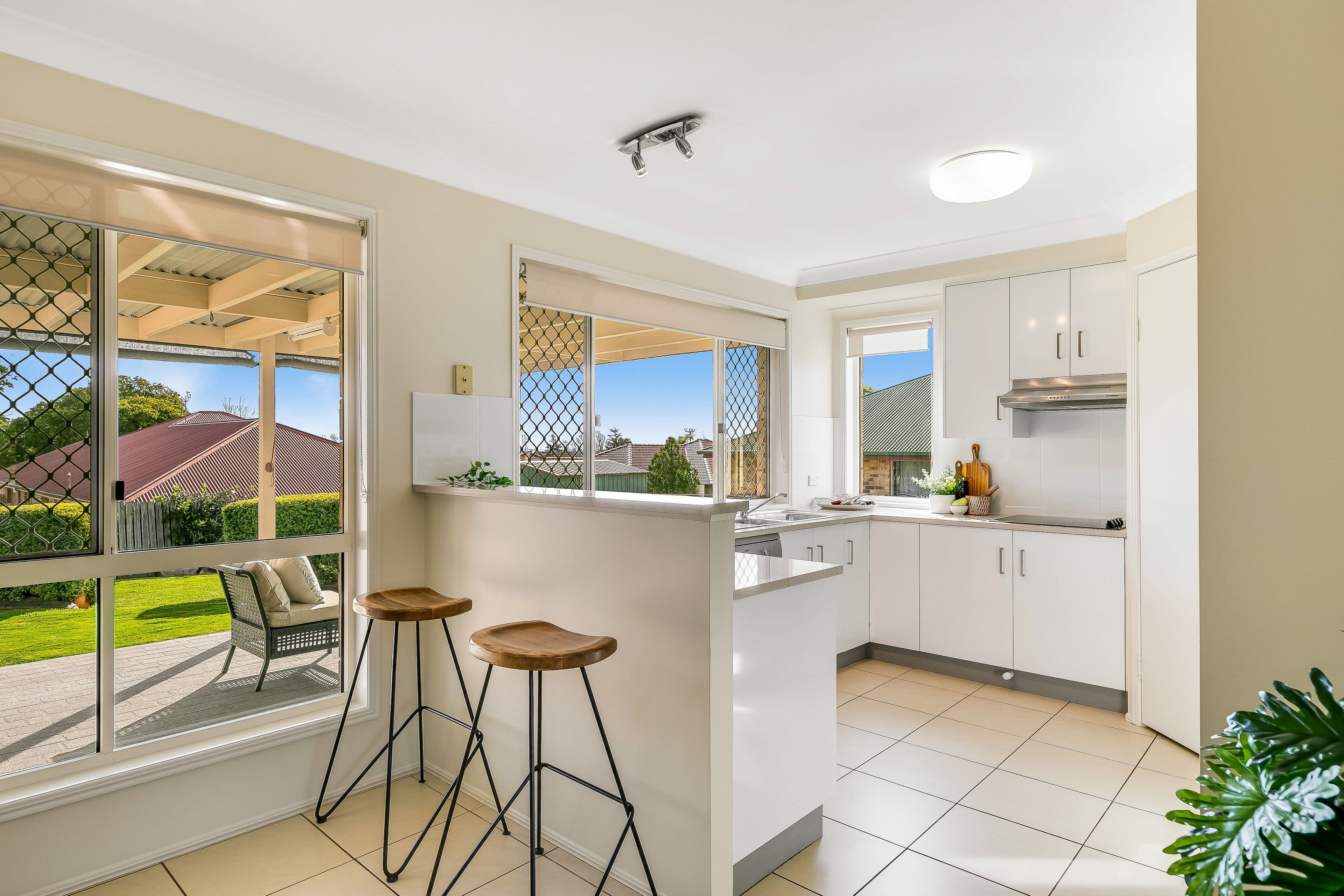 9 La Vista Court, Middle Ridge QLD 4350, Middle Ridge - Thumbnail 5