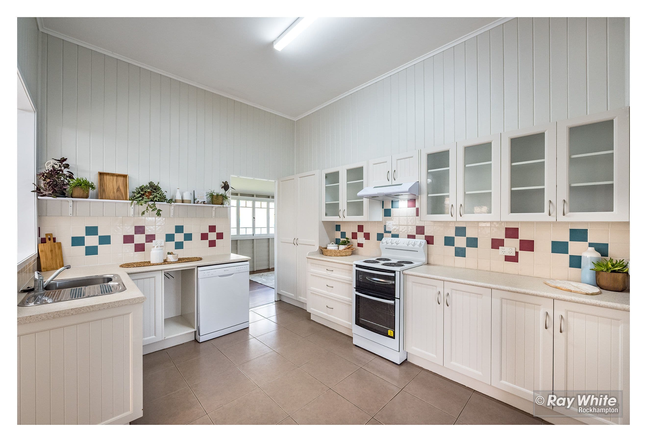 292 Denham Street Extended, The Range QLD 4700, The Range - Thumbnail 6