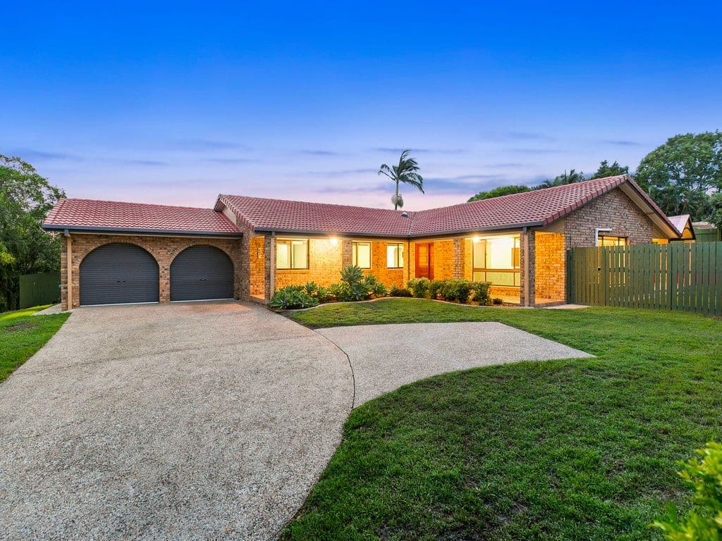 112 Cadogan Street, Carindale QLD 4152, Carindale - Image 1