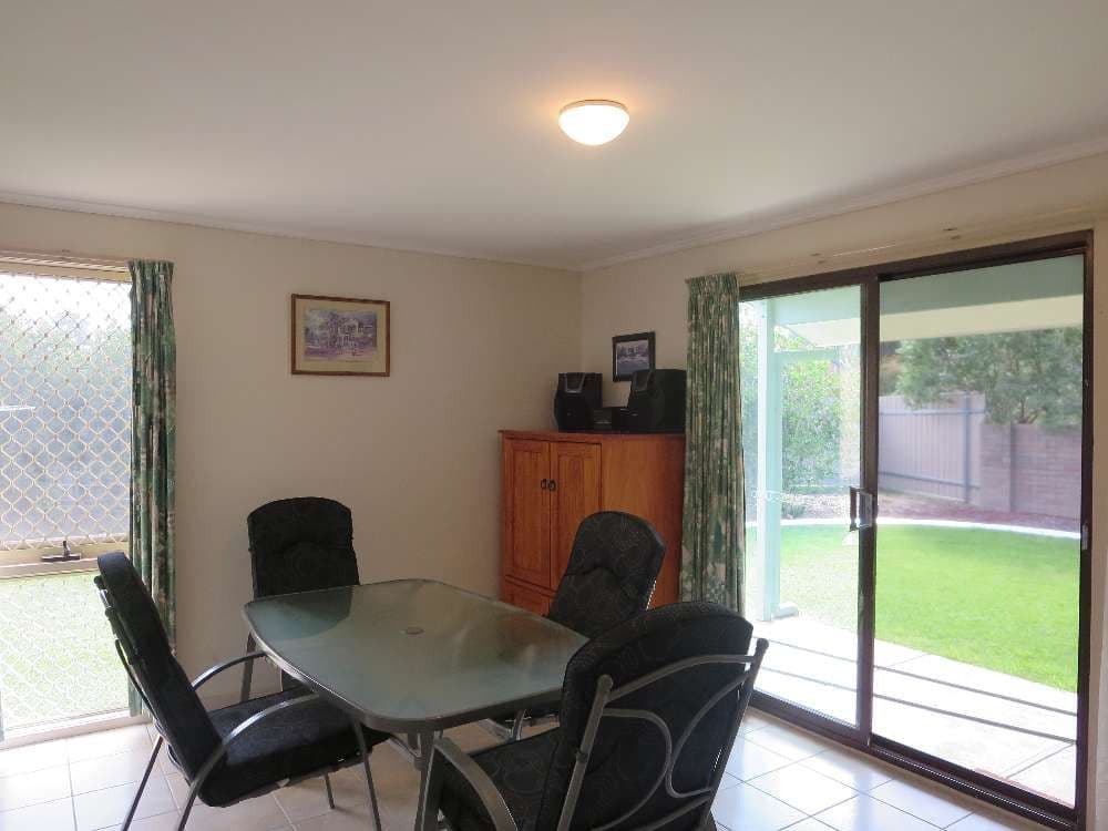 61 Goolagar Crescent, SPRINGDALE HEIGHTS NSW 2641, Springdale Heights - Thumbnail 4