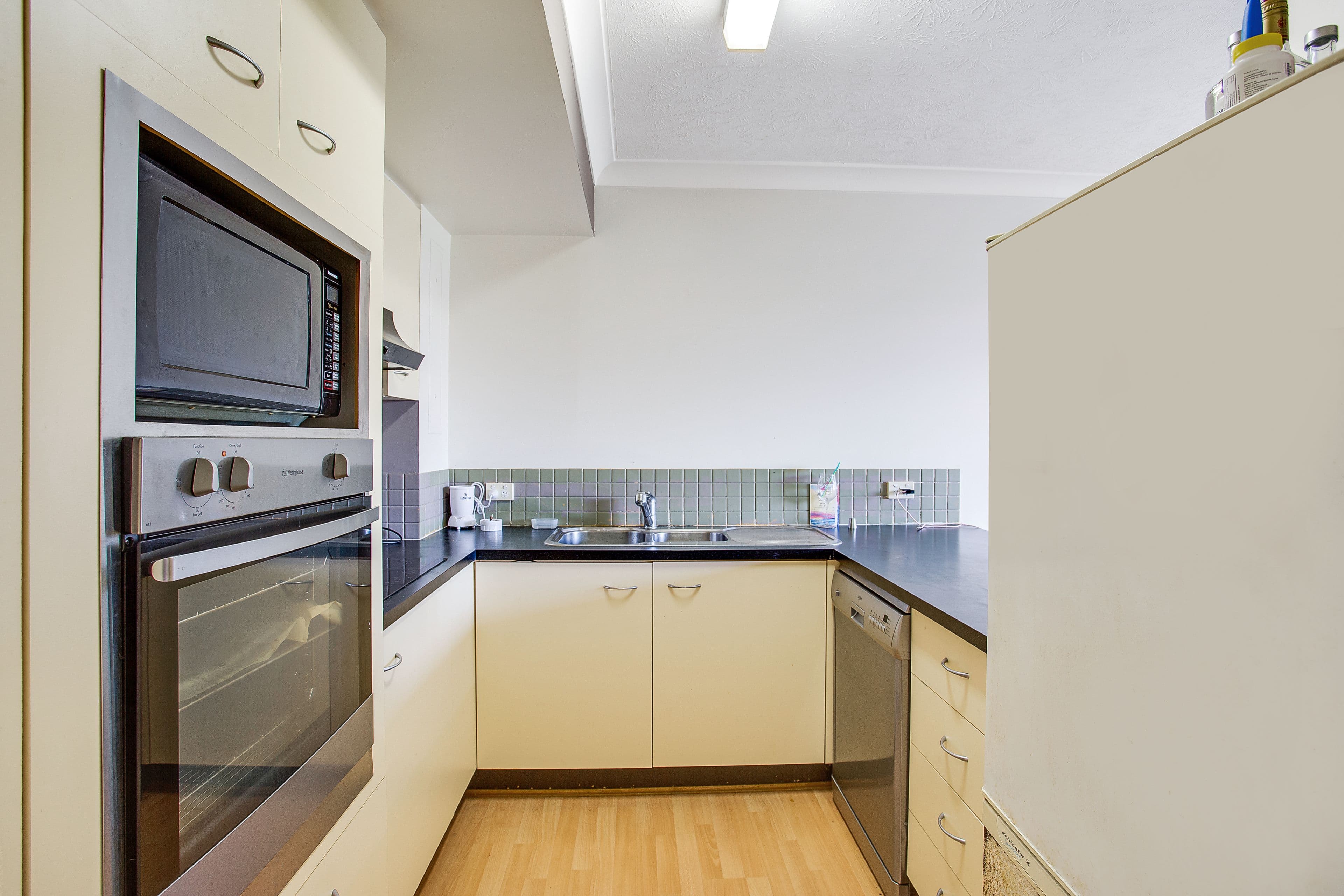 37 Australia Avenue, Broadbeach QLD 4218, Broadbeach - Thumbnail 8
