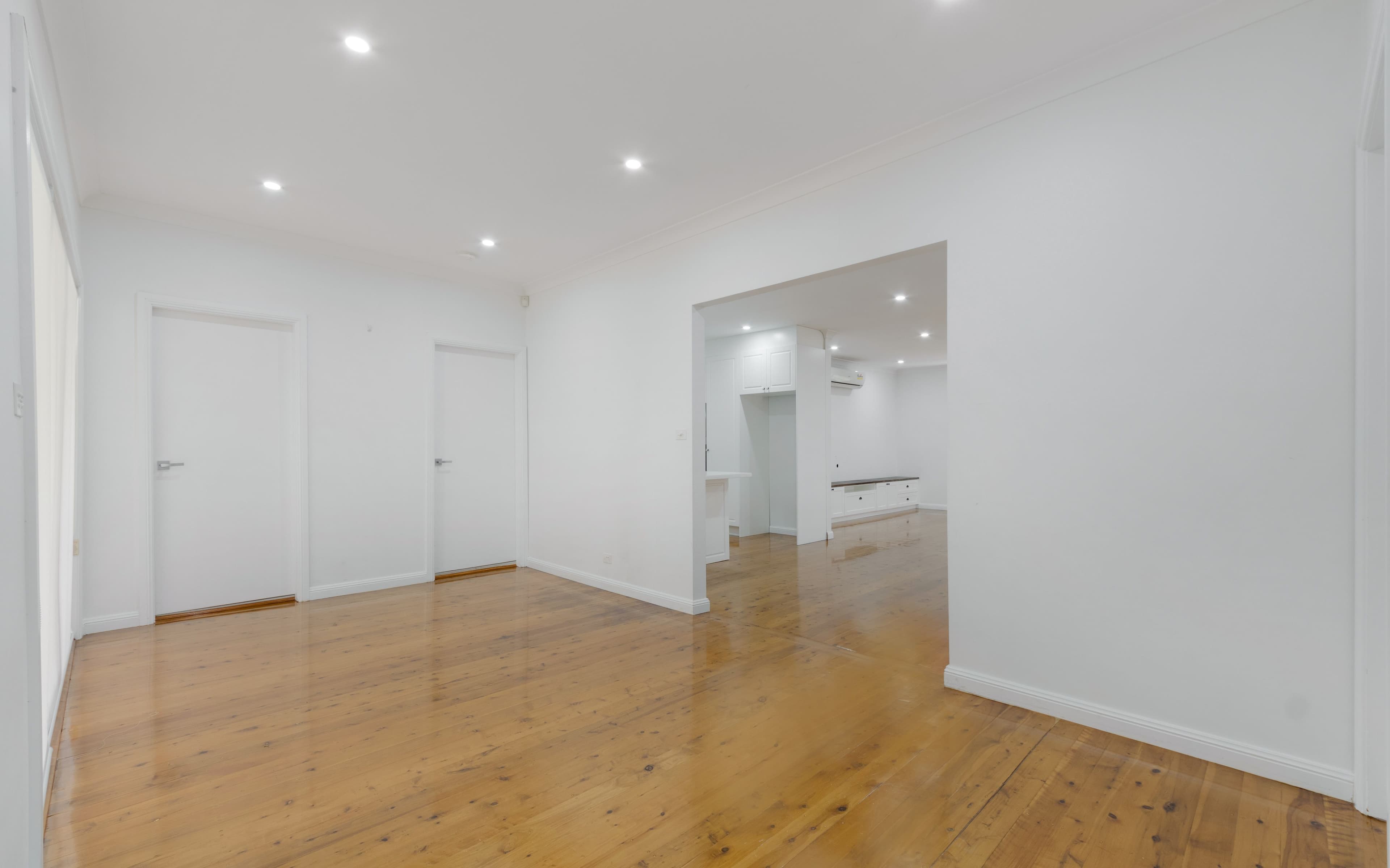 128 Railway Parade, Glenfield NSW 2167, Glenfield - Thumbnail 3