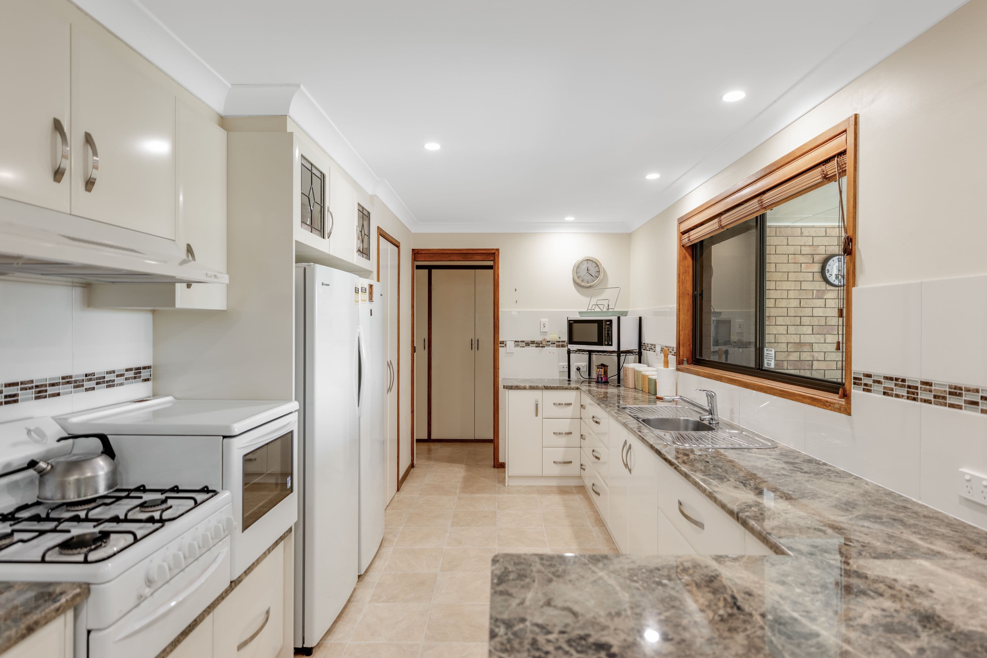 9 Glen Court, Glenvale QLD 4350, Glenvale - Thumbnail 5