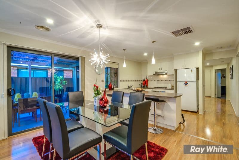 8 JAMES COOK Drive, Truganina VIC 3029, Truganina - Thumbnail 5