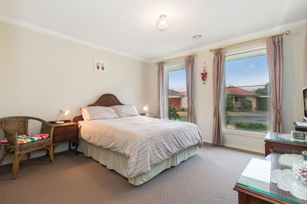 2 Glen Avis Grove, Dingley Village VIC 3172, Dingley Village - Thumbnail 3