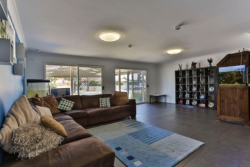 13 Edzill Street, WILSONTON HEIGHTS QLD 4350, Wilsonton Heights - Thumbnail 8