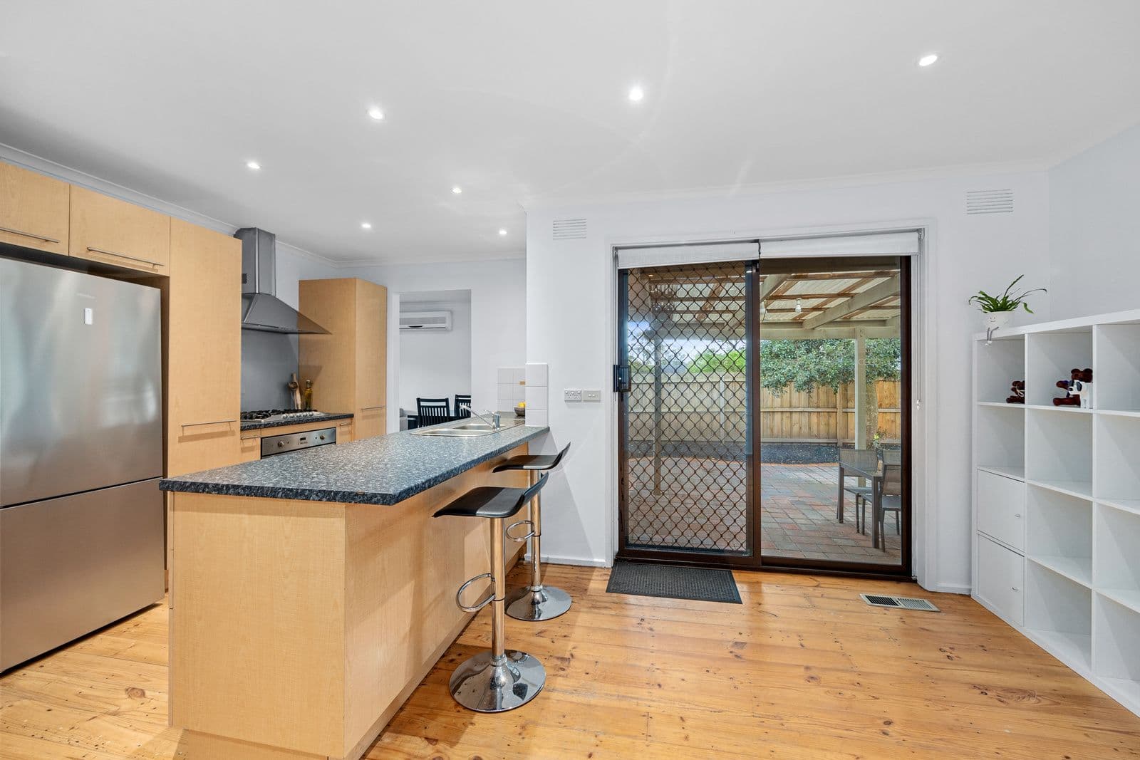 10 Westwood Drive, Bayswater North VIC 3153, Bayswater North - Thumbnail 4
