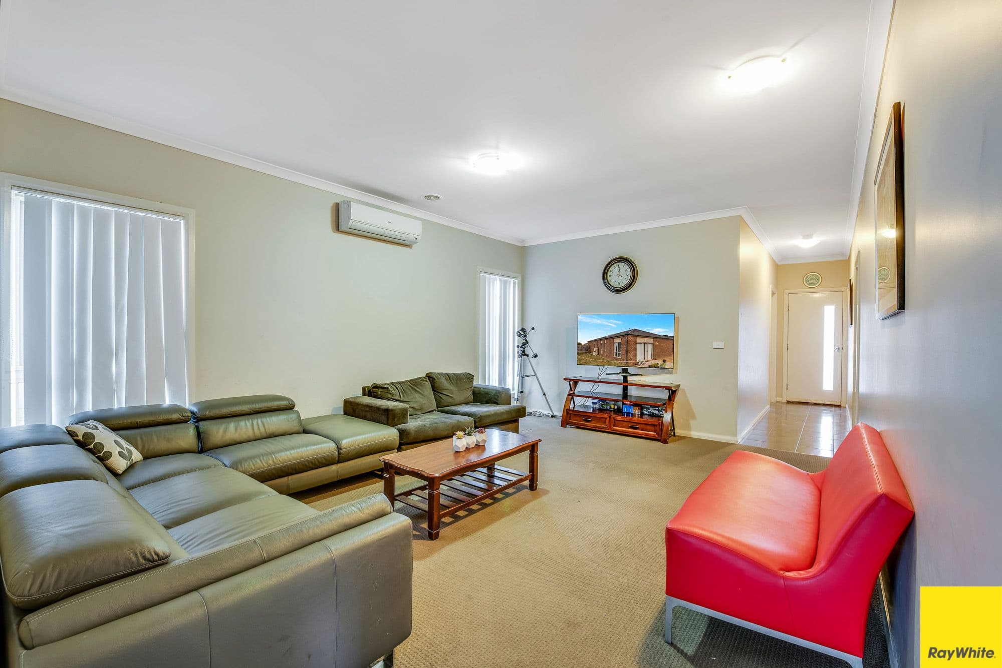 8 Holland Crescent, Truganina VIC 3029, Truganina - Thumbnail 8
