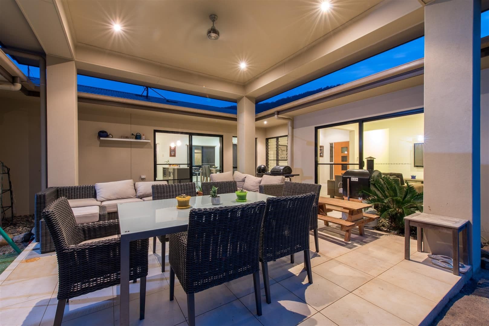 15 Armada Crescent, Jubilee Pocket QLD 4802, Jubilee Pocket - Thumbnail 2