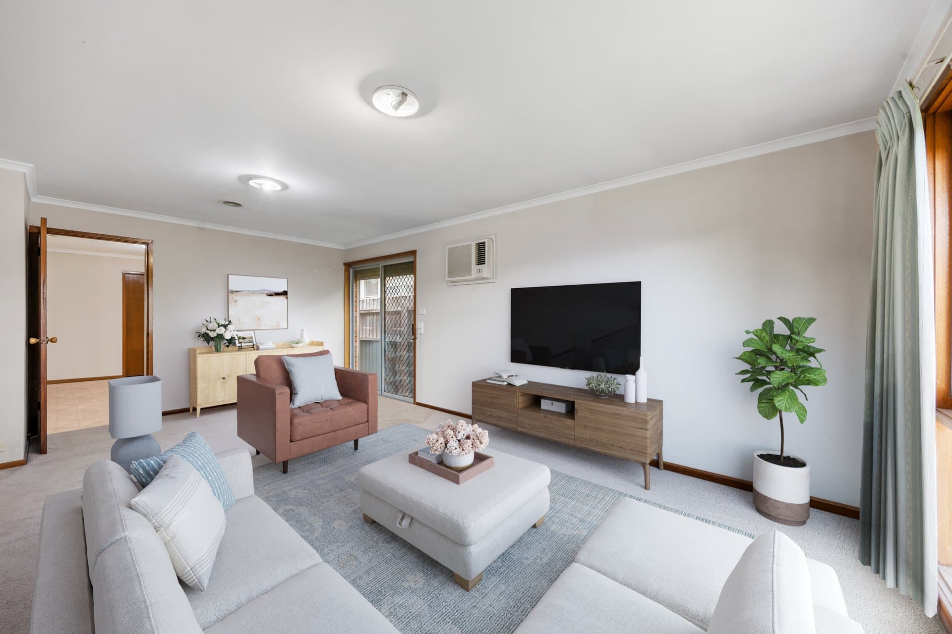 1/14 Gilbertson Street, Essendon - Thumbnail 3