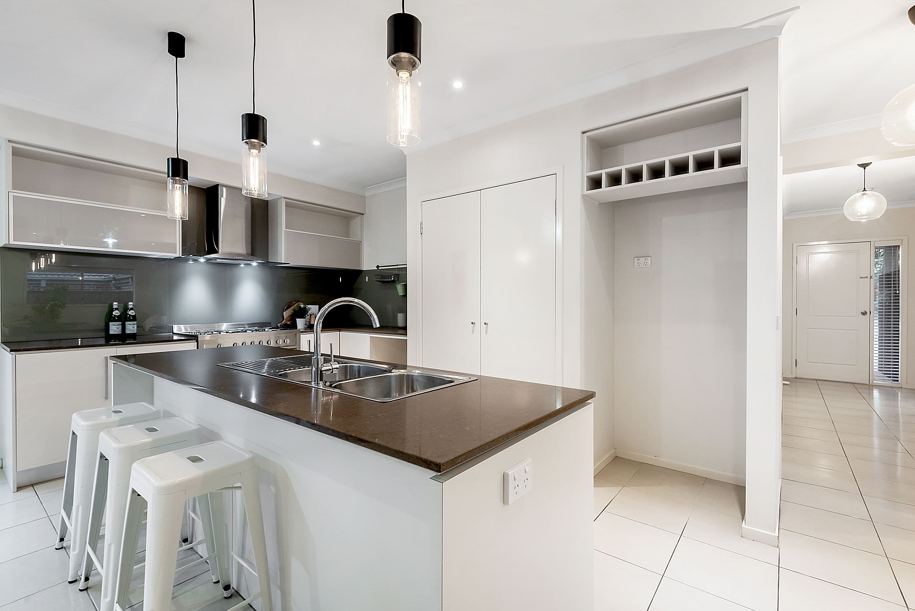 31 Versant Drive, Craigieburn VIC 3064, Craigieburn - Thumbnail 4