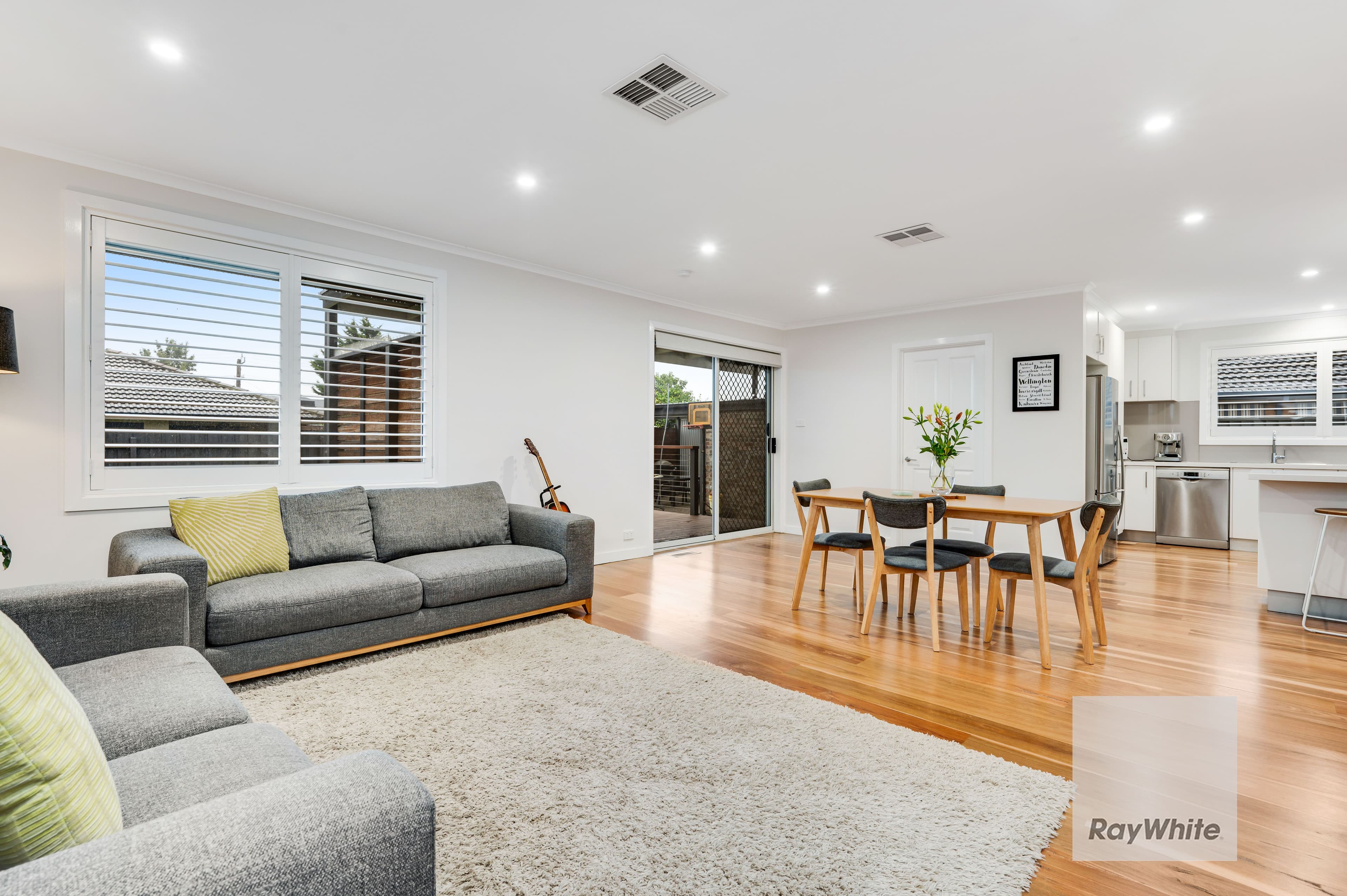 16 Katrina Drive, Gladstone Park VIC 3043, Gladstone Park - Thumbnail 8