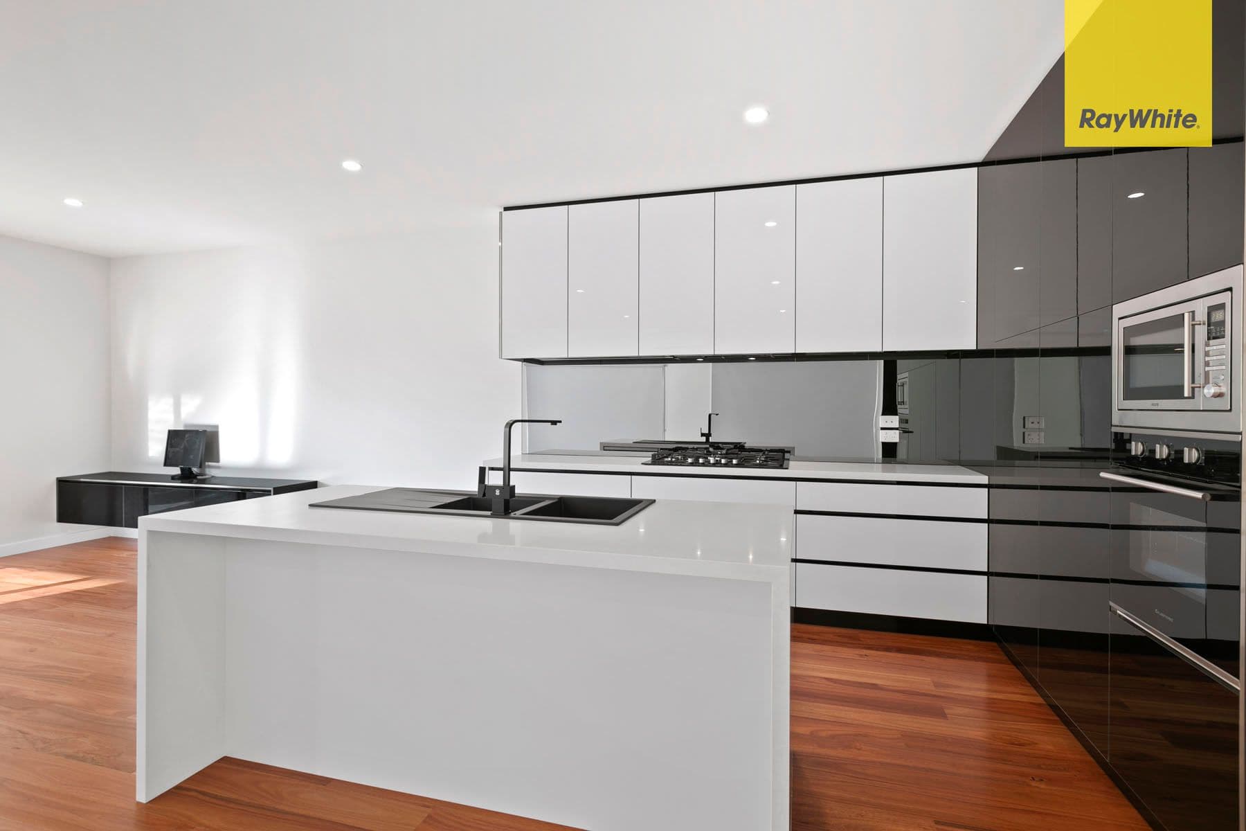 6A Woods Street, St Albans VIC 3021, St Albans - Thumbnail 4