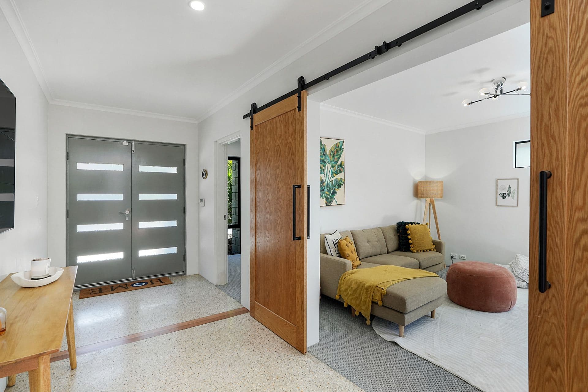 2 Locarno Close, Stirling WA 6021, Stirling - Thumbnail 2
